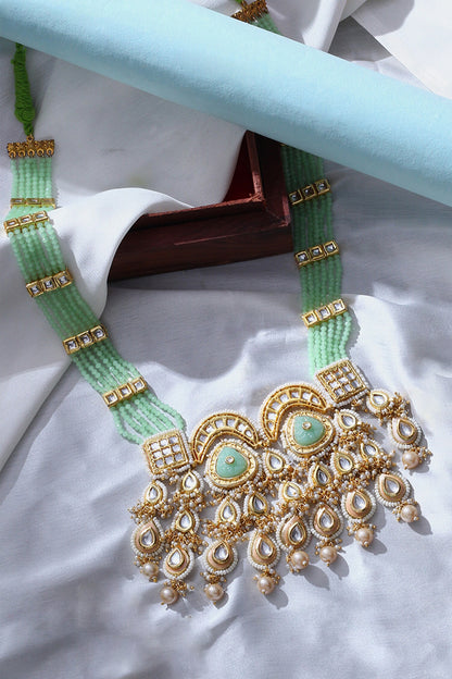 Kundan & Pearl Embellished Necklace 