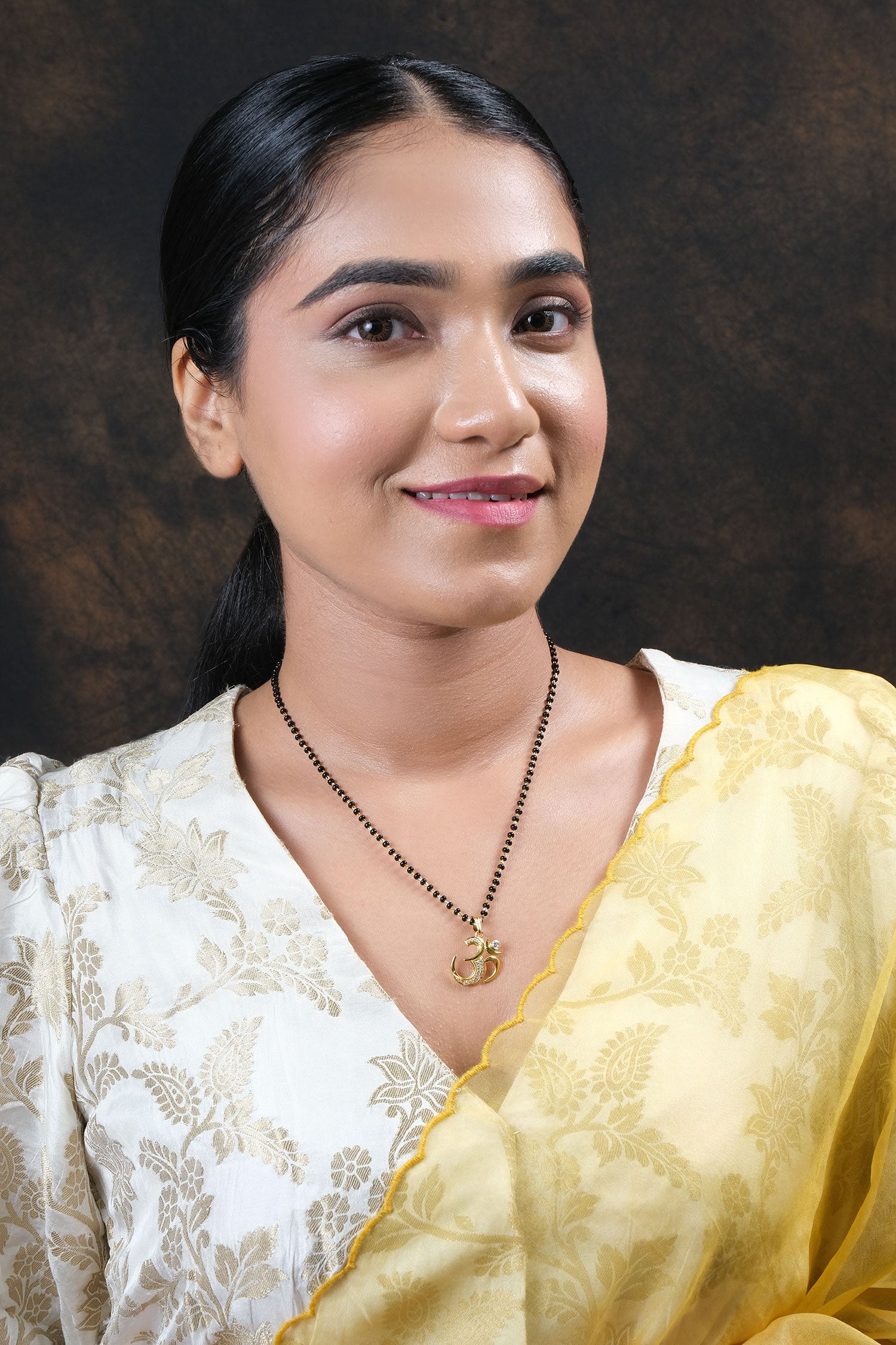 Om Carved Pendant Mangalsutra 