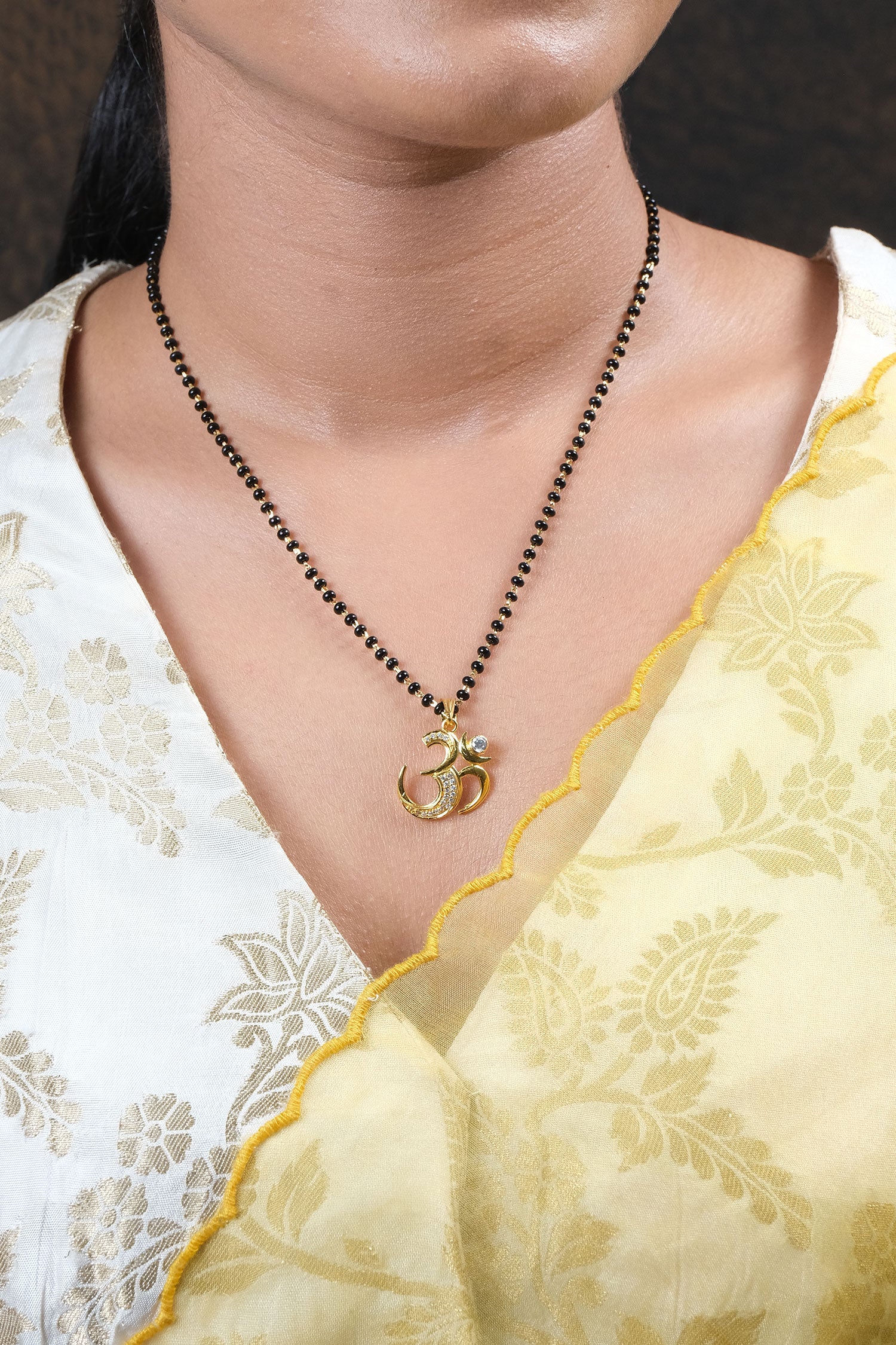 Om Carved Pendant Mangalsutra 
