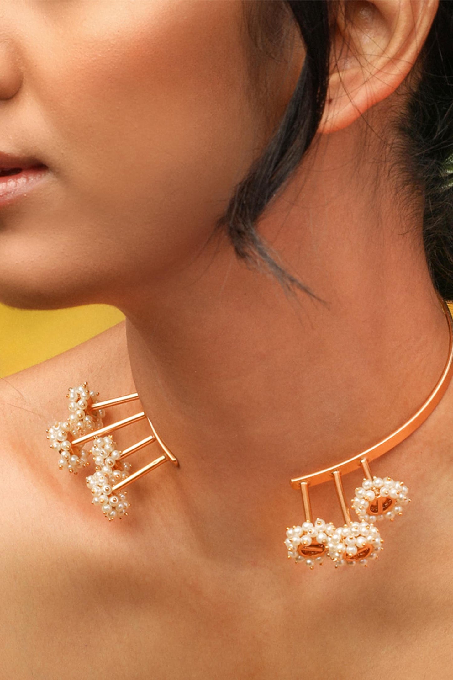 Pearls Embellished Choker Necklace 