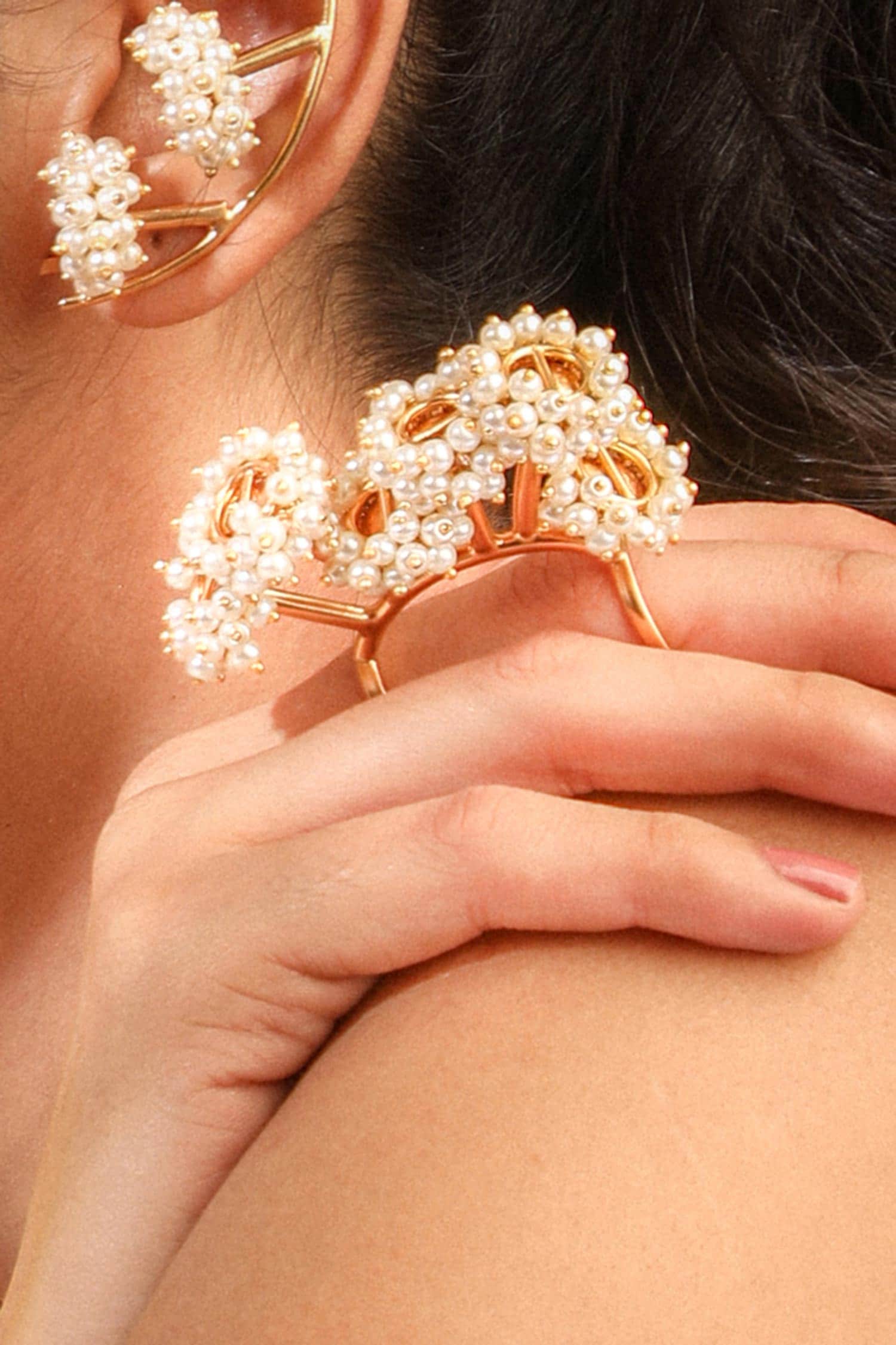Pearls Work Multi-Finger Ring 