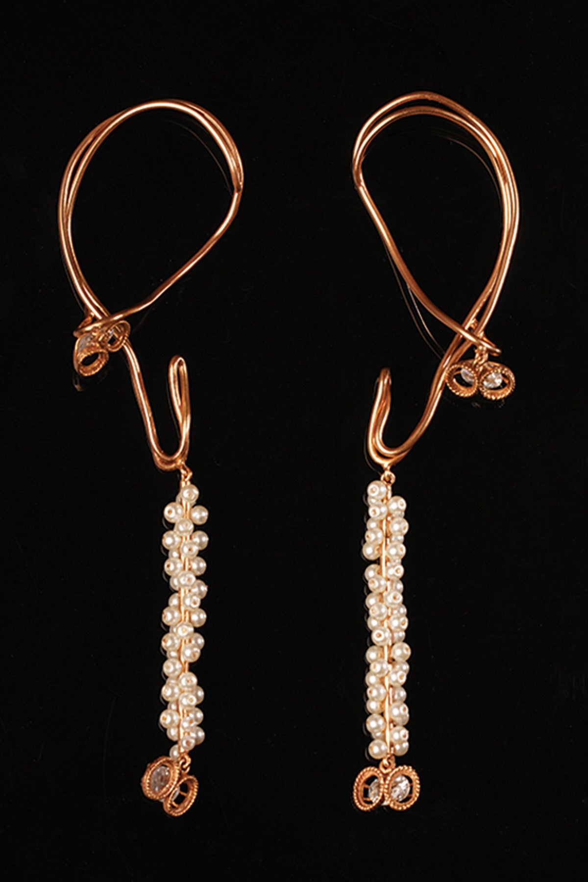 Lunar Dew Pearl Tassel Ear Cuff 