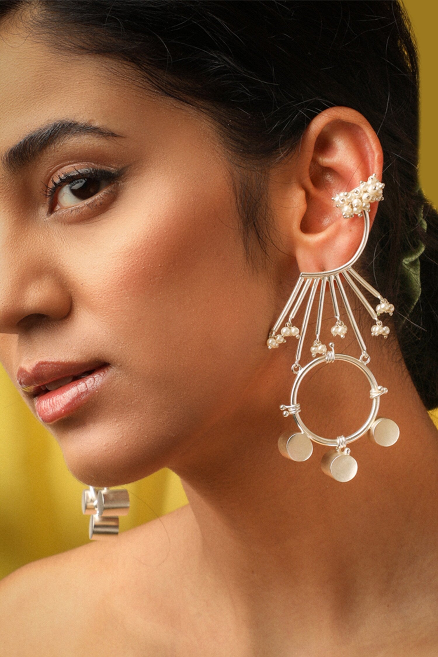 Pearl Clover Bunch Earrings 