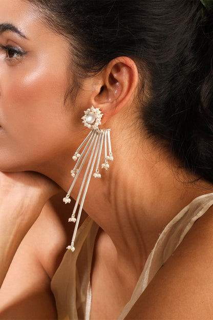 Pearl Cosmic Ray Earrings 