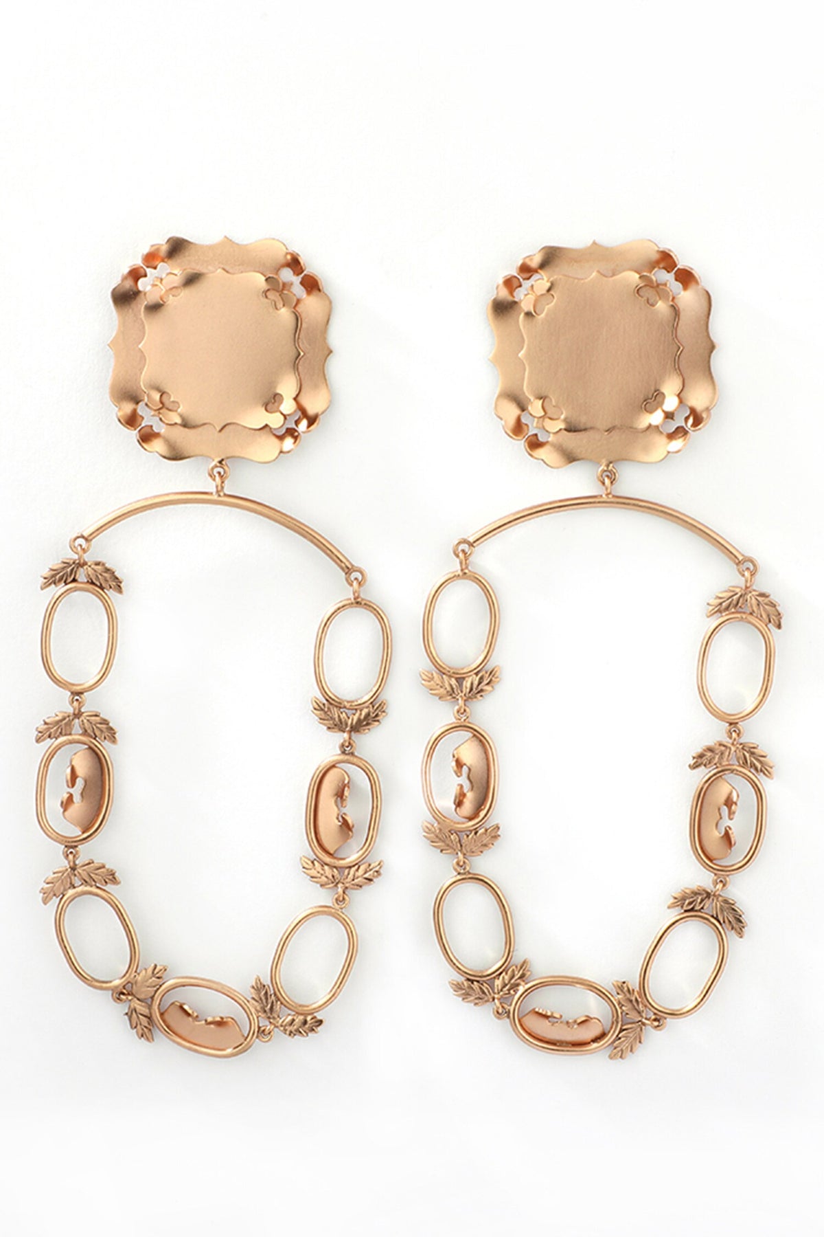 Lush Bloom Ambience Earrings 