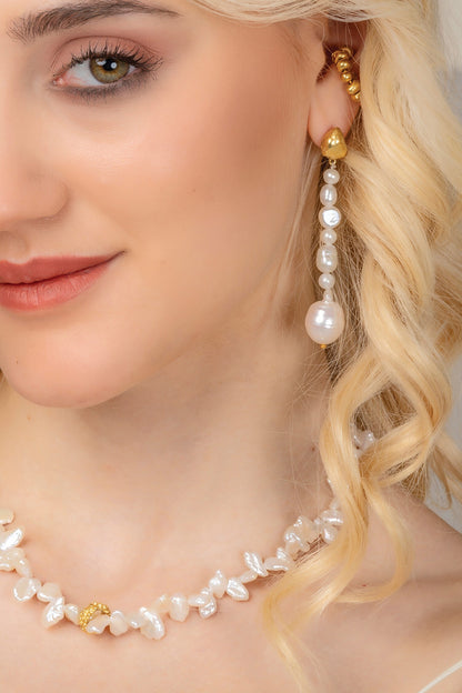 Pearl Drop Earrings 