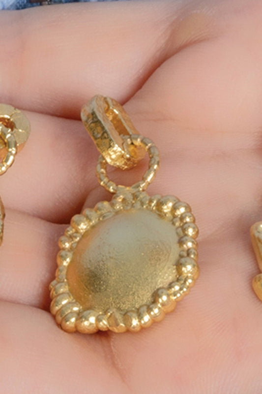 Granulated Signature Textured Charm 