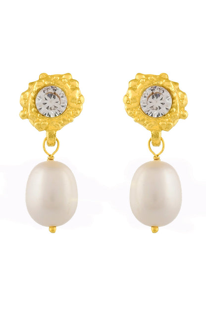 Dainty Drop Pearl Earrings 