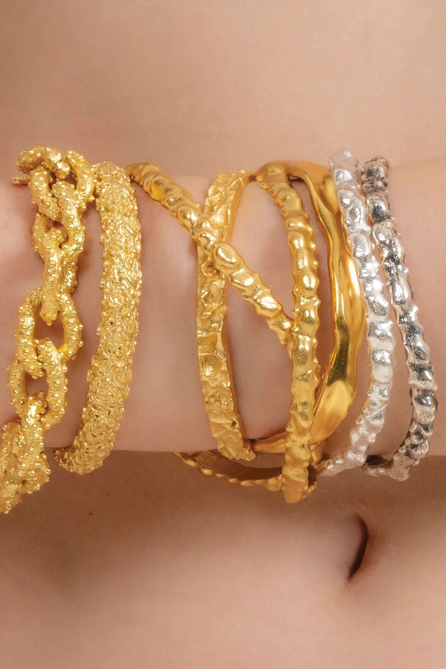 Textured Pattern Rowdy Bangle 