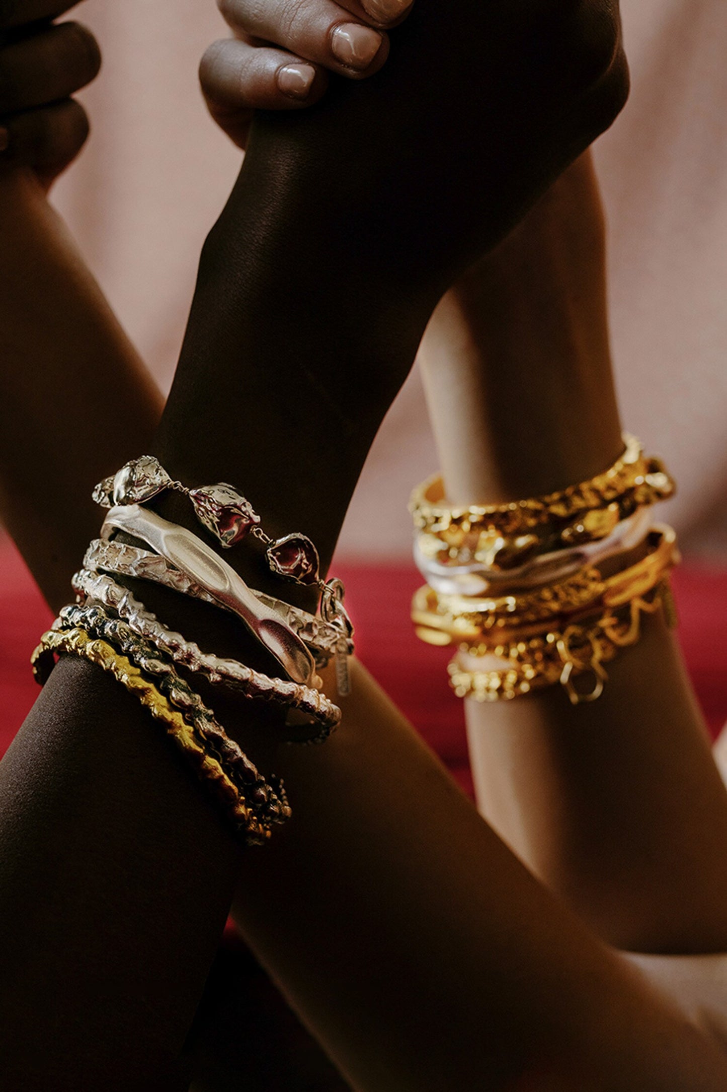 Oxidised Rowdy Textured Pattern Bangle 