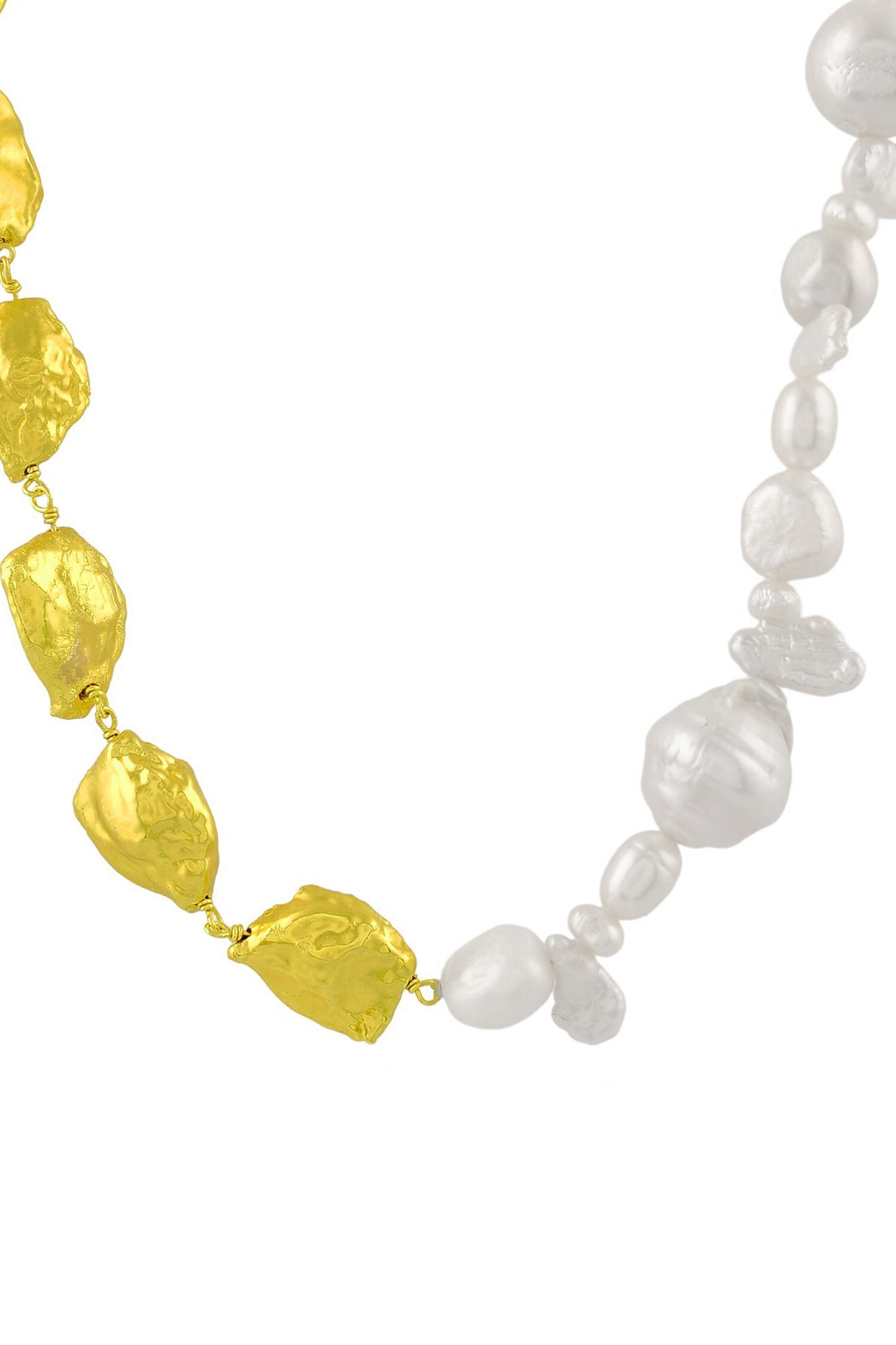 Pearl Embellished Necklace 