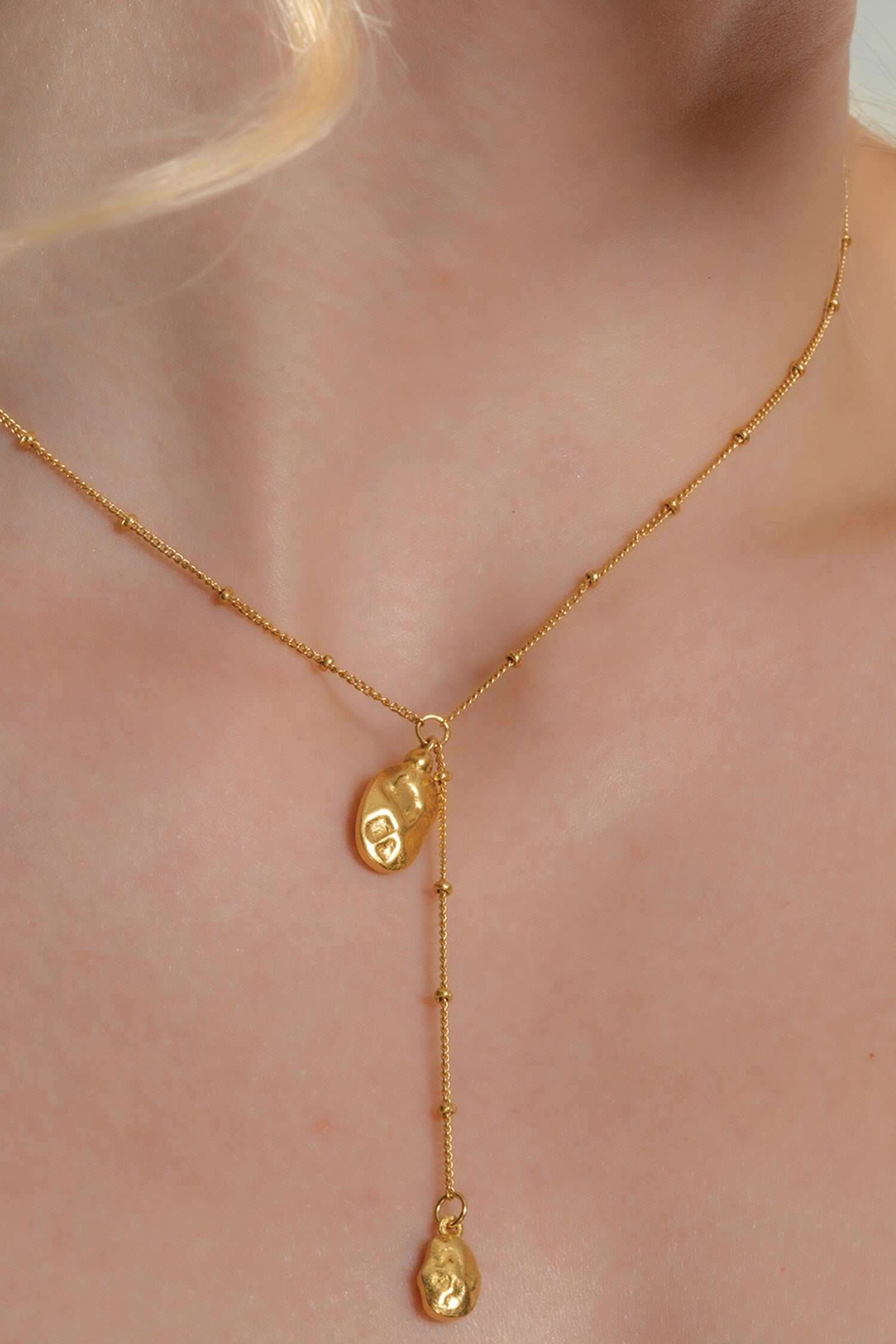 Solid Drop Charm Necklace 