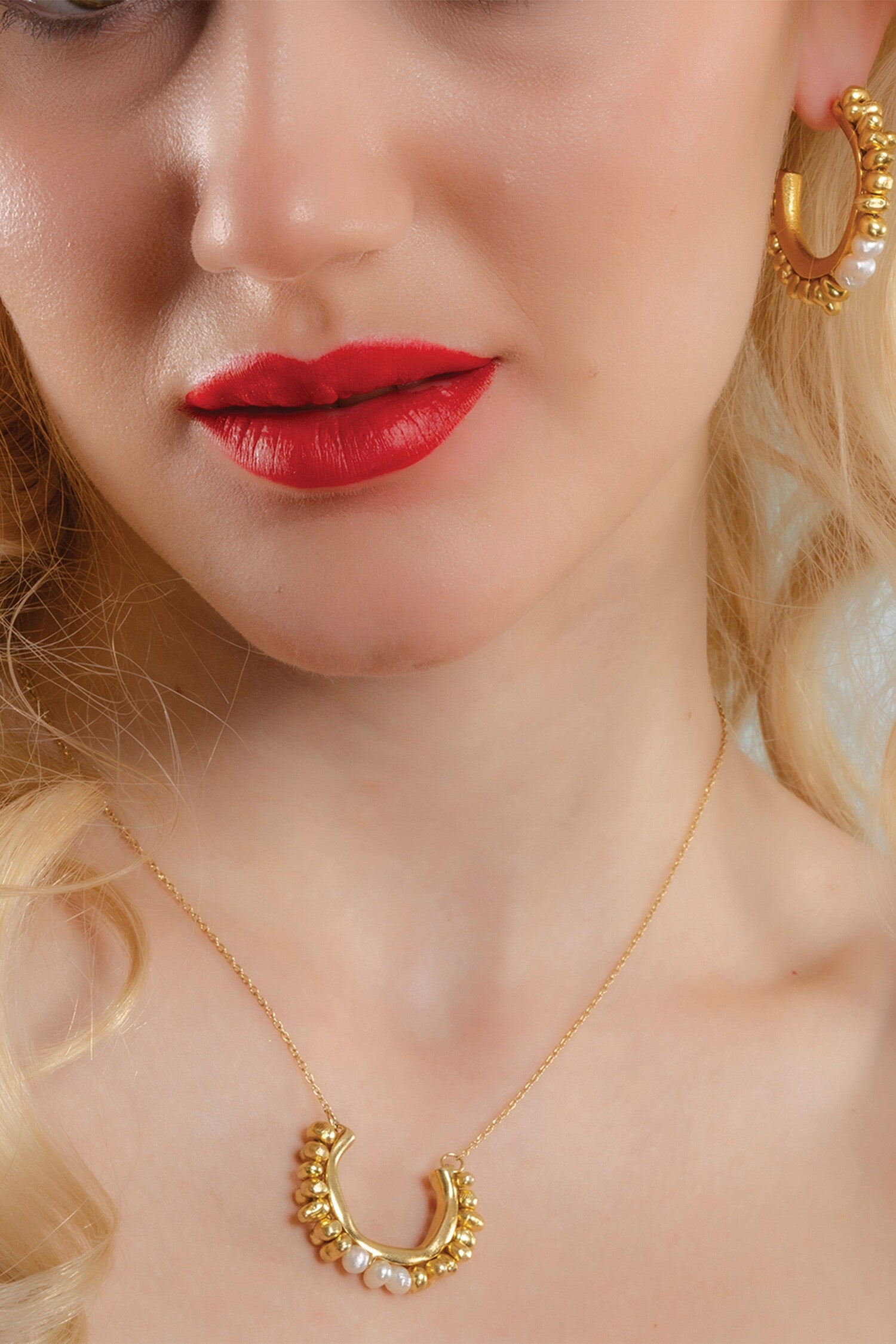 Pellet Pearl Necklace 