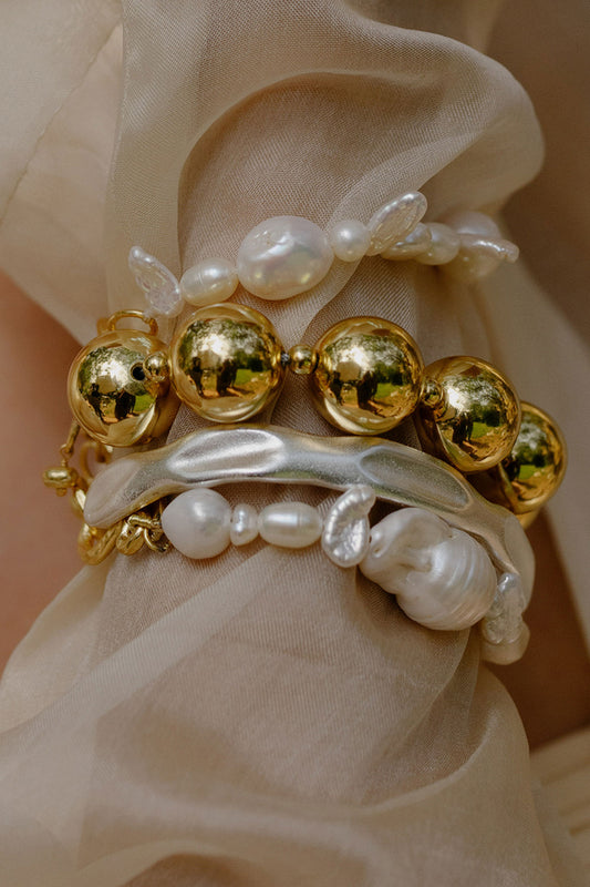 Pratapgari Uneven Pearl Bracelet 