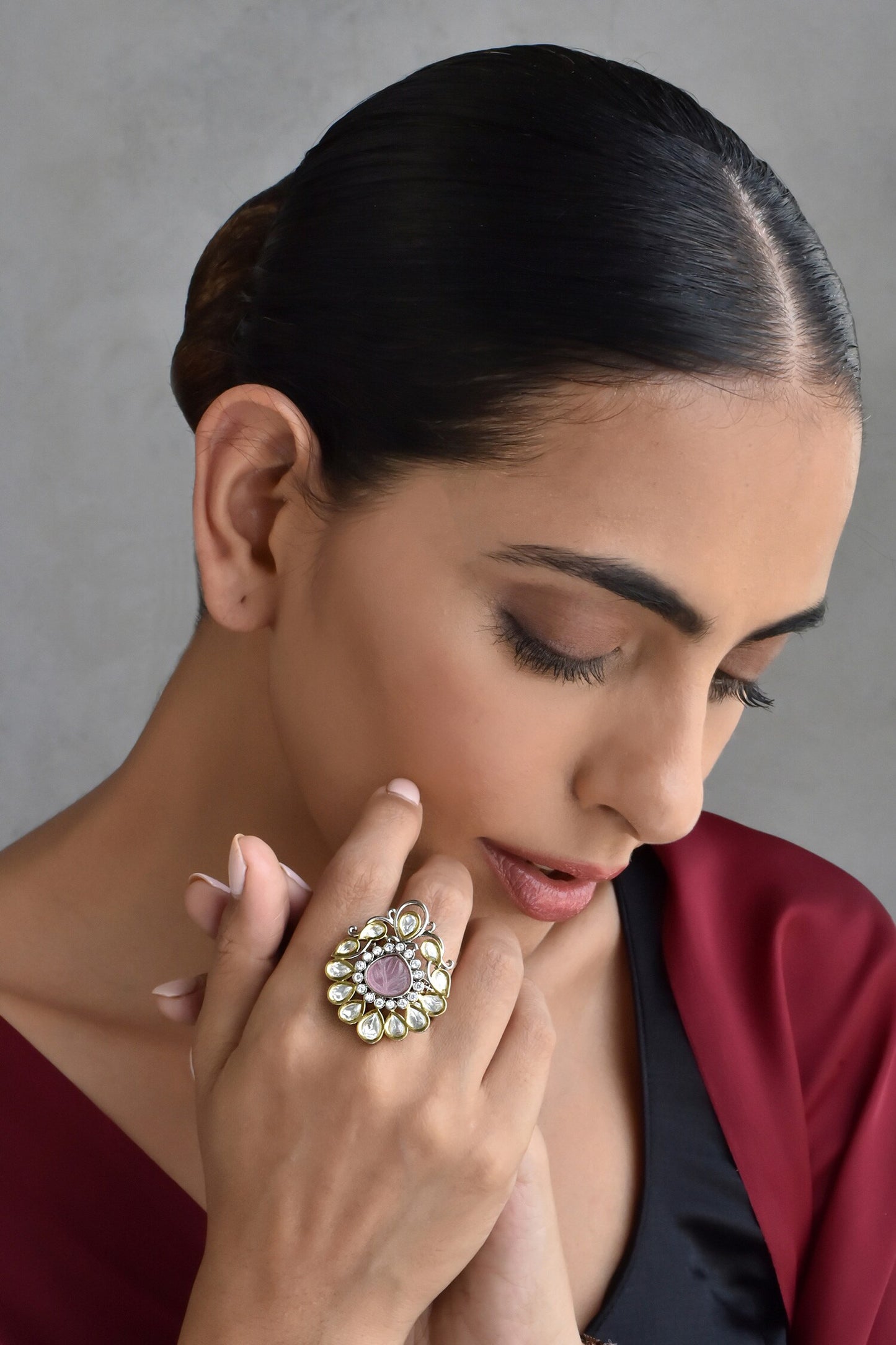 Tear Drop Carved Ring 