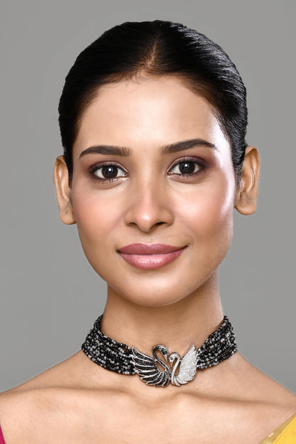 Embellished Choker Necklace 