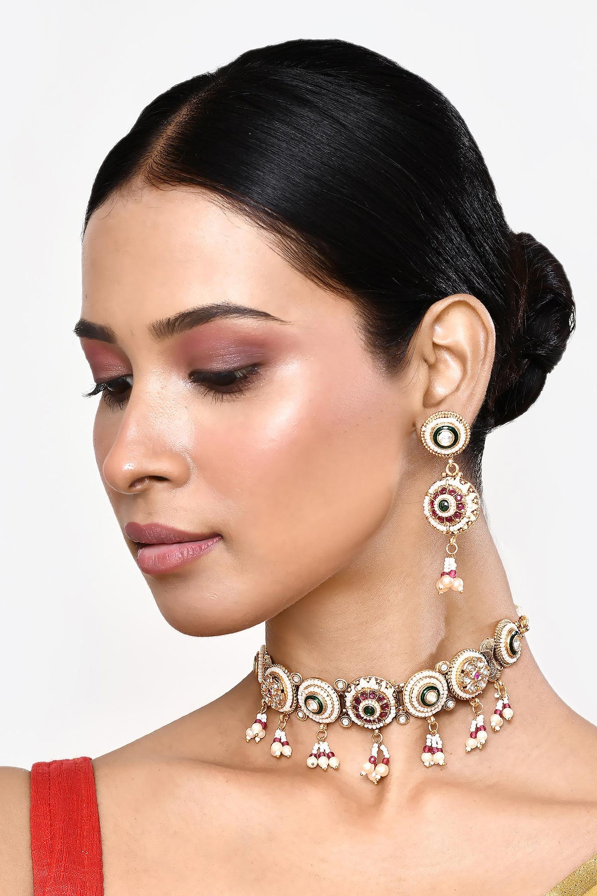 Circular Unit Pearl & Bead Embellished Necklace Set 
