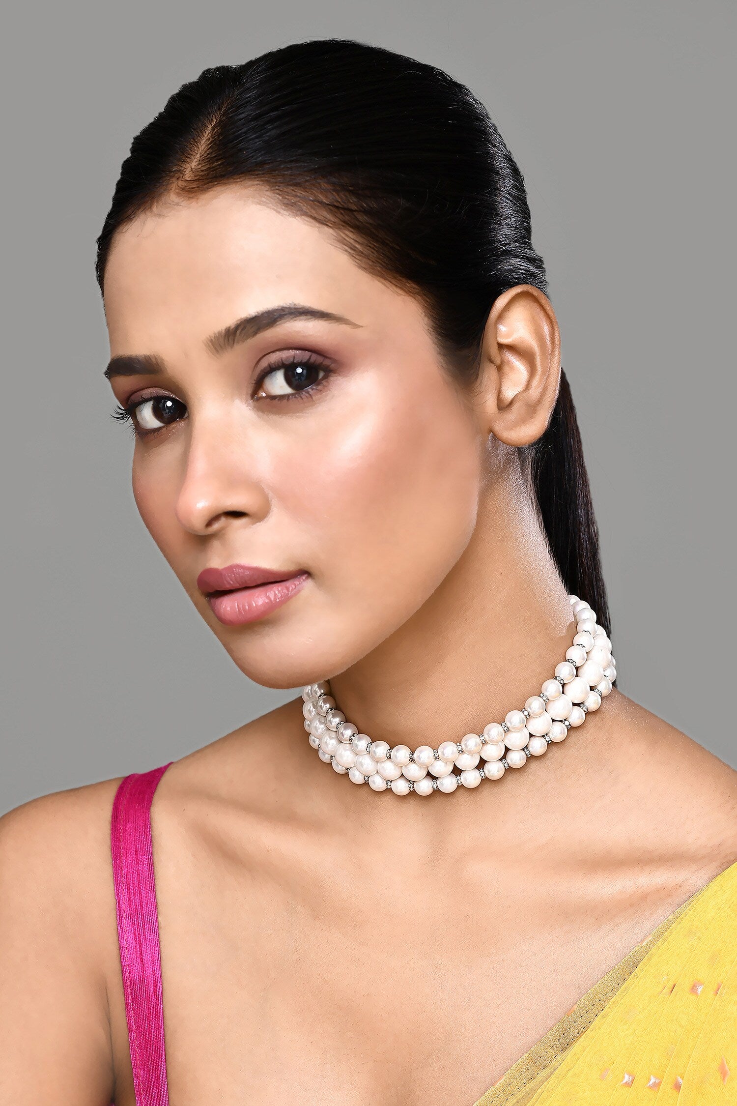 Three Layered Pearl Necklace 