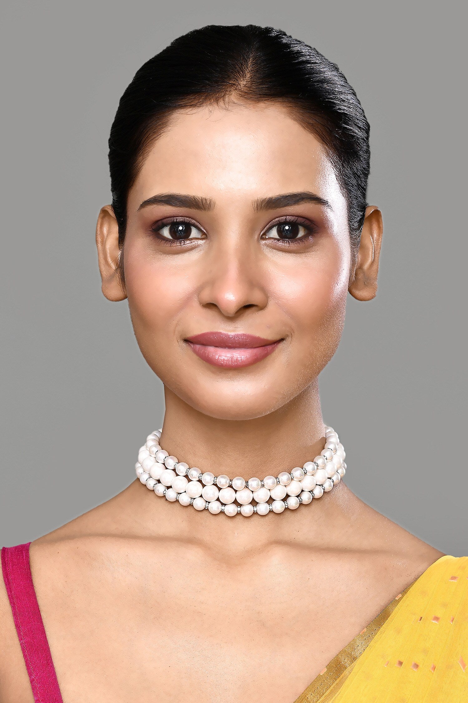 Three Layered Pearl Necklace 