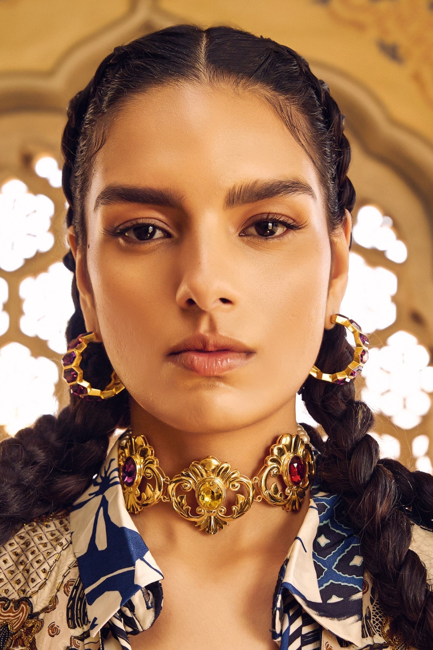 Cartouche Carved Choker 