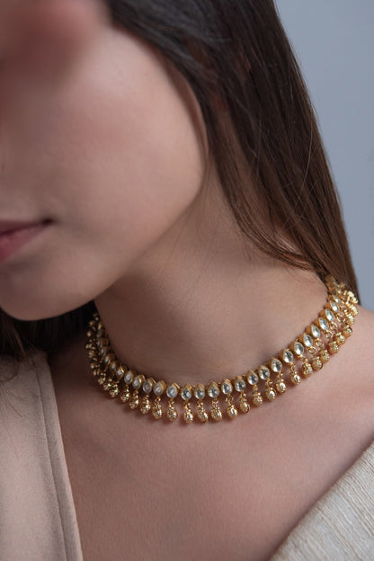 Embellished Floral Choker Necklace 