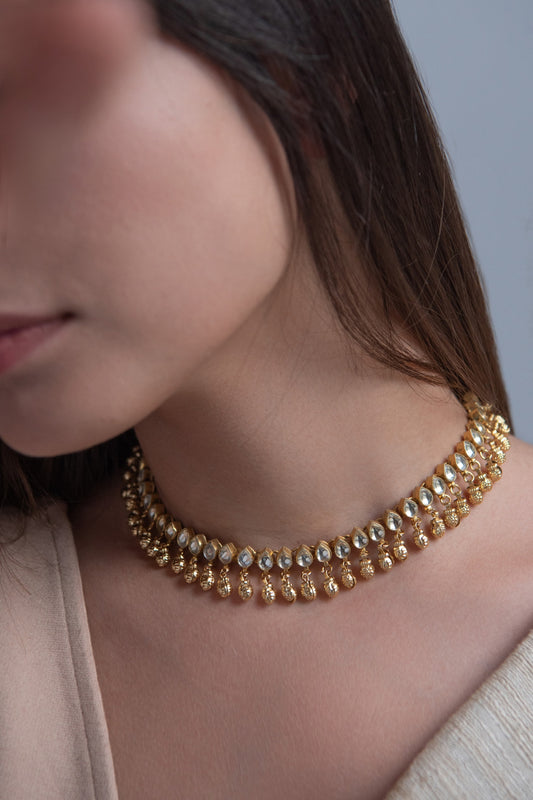 Embellished Floral Choker Necklace 