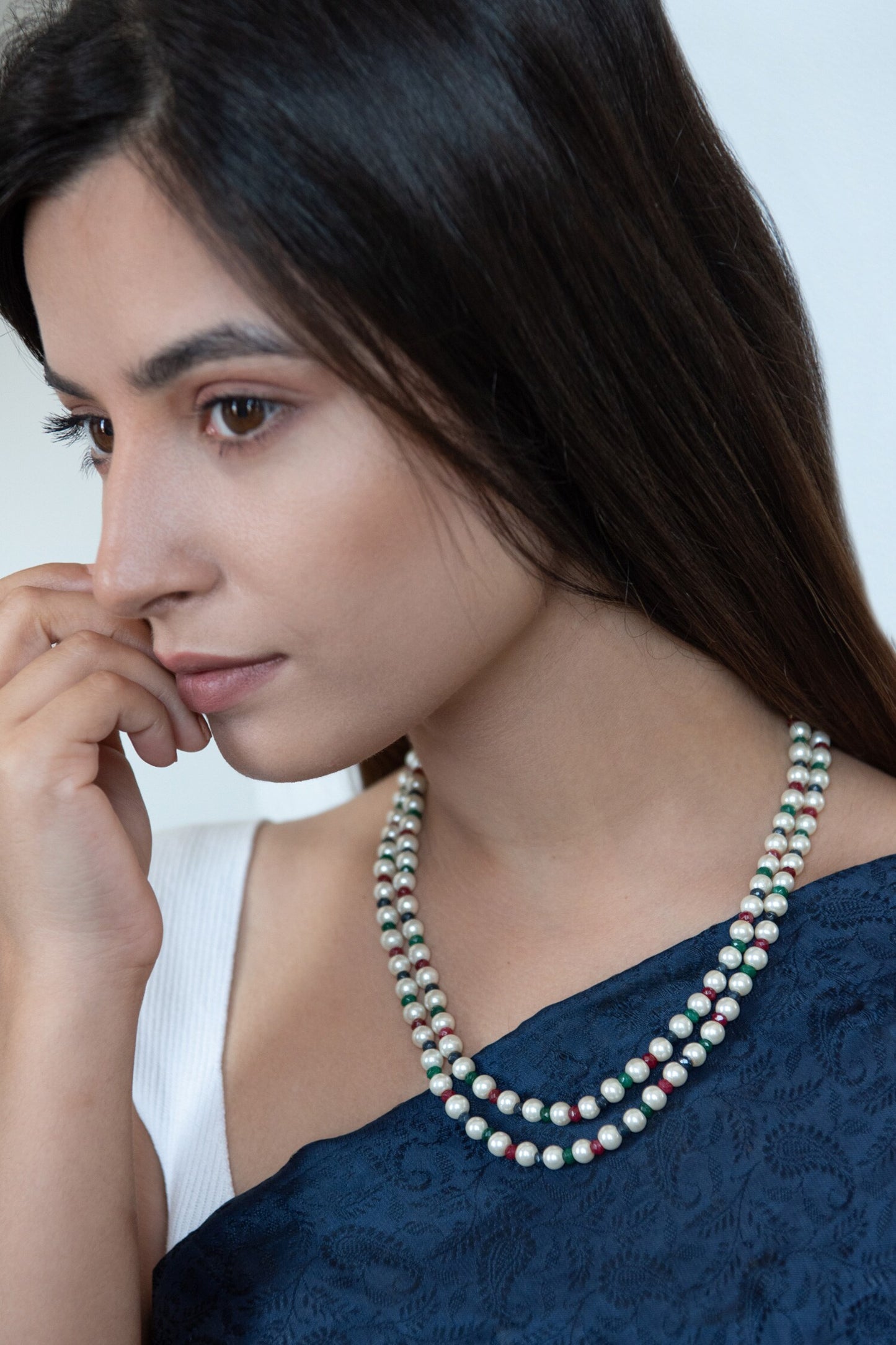 Embellished Two-Layered Necklace 