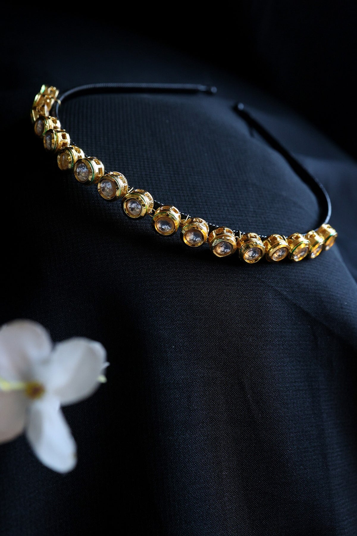 Kundan Embellished Hairband 