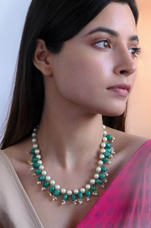 Pearls Embellished Necklace 
