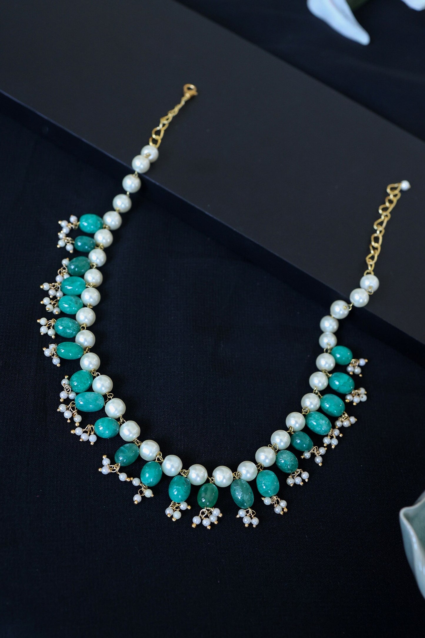 Pearls Embellished Necklace 