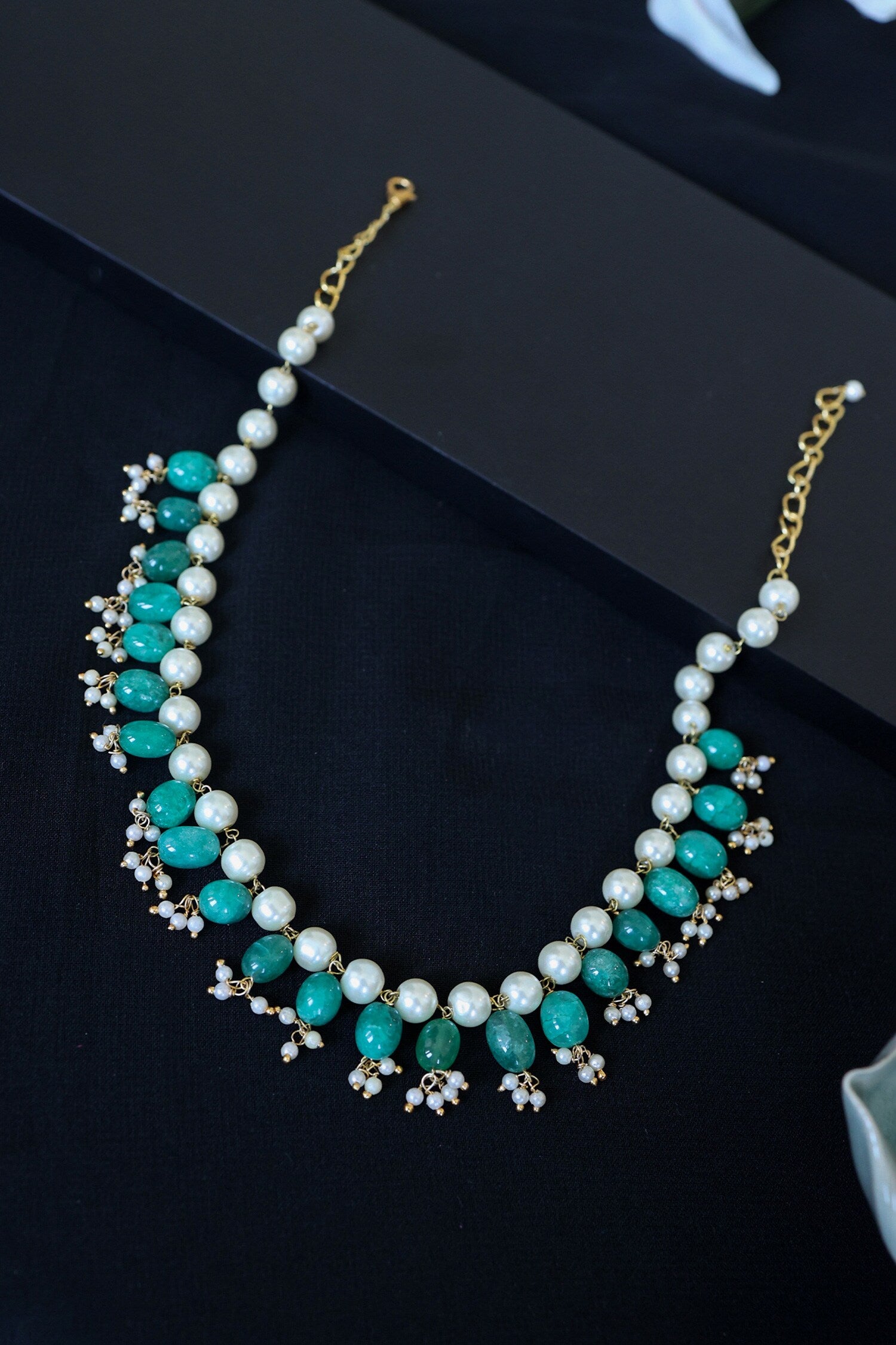 Pearls Embellished Necklace 