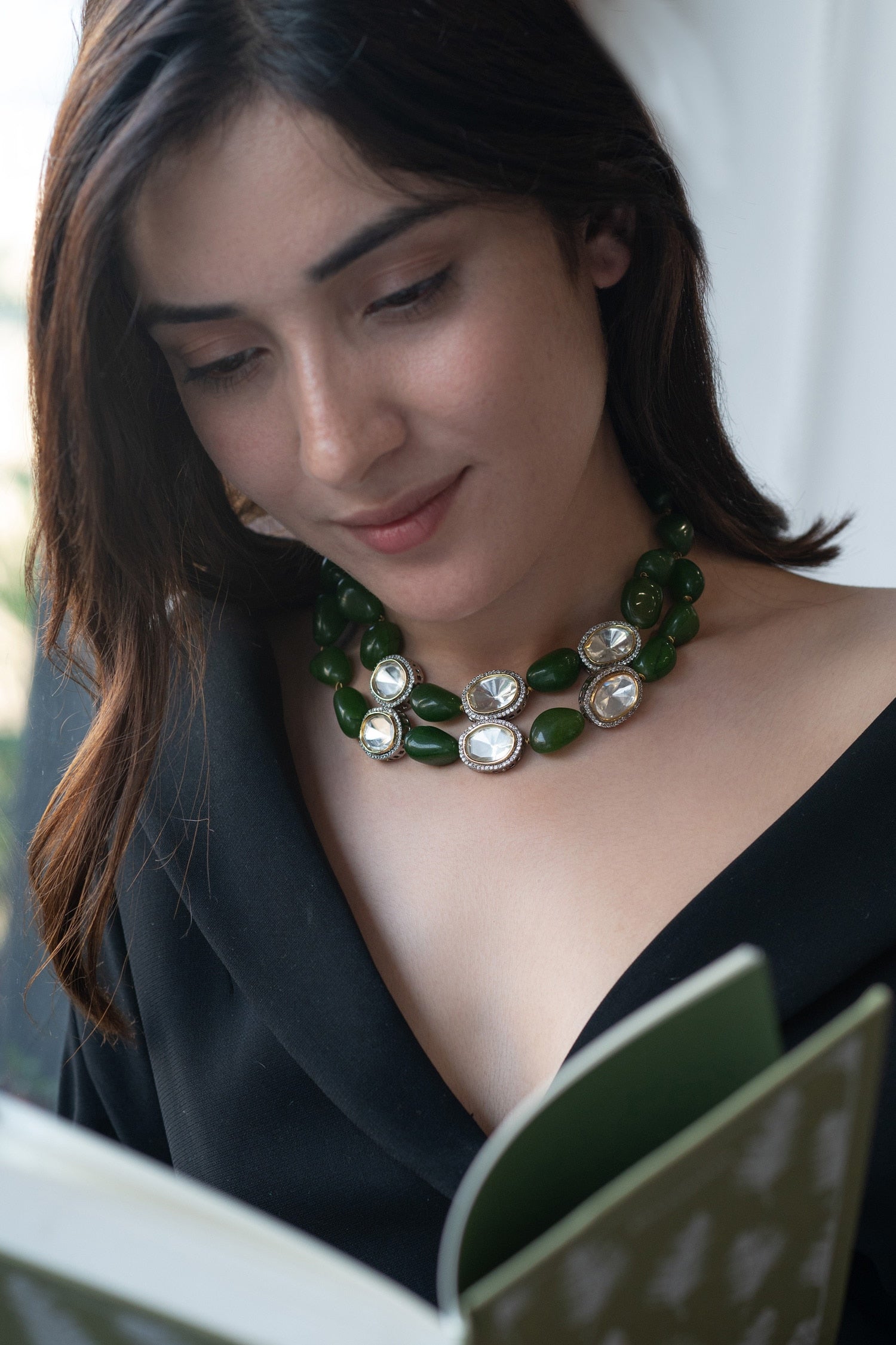 Embellished Choker Necklace 