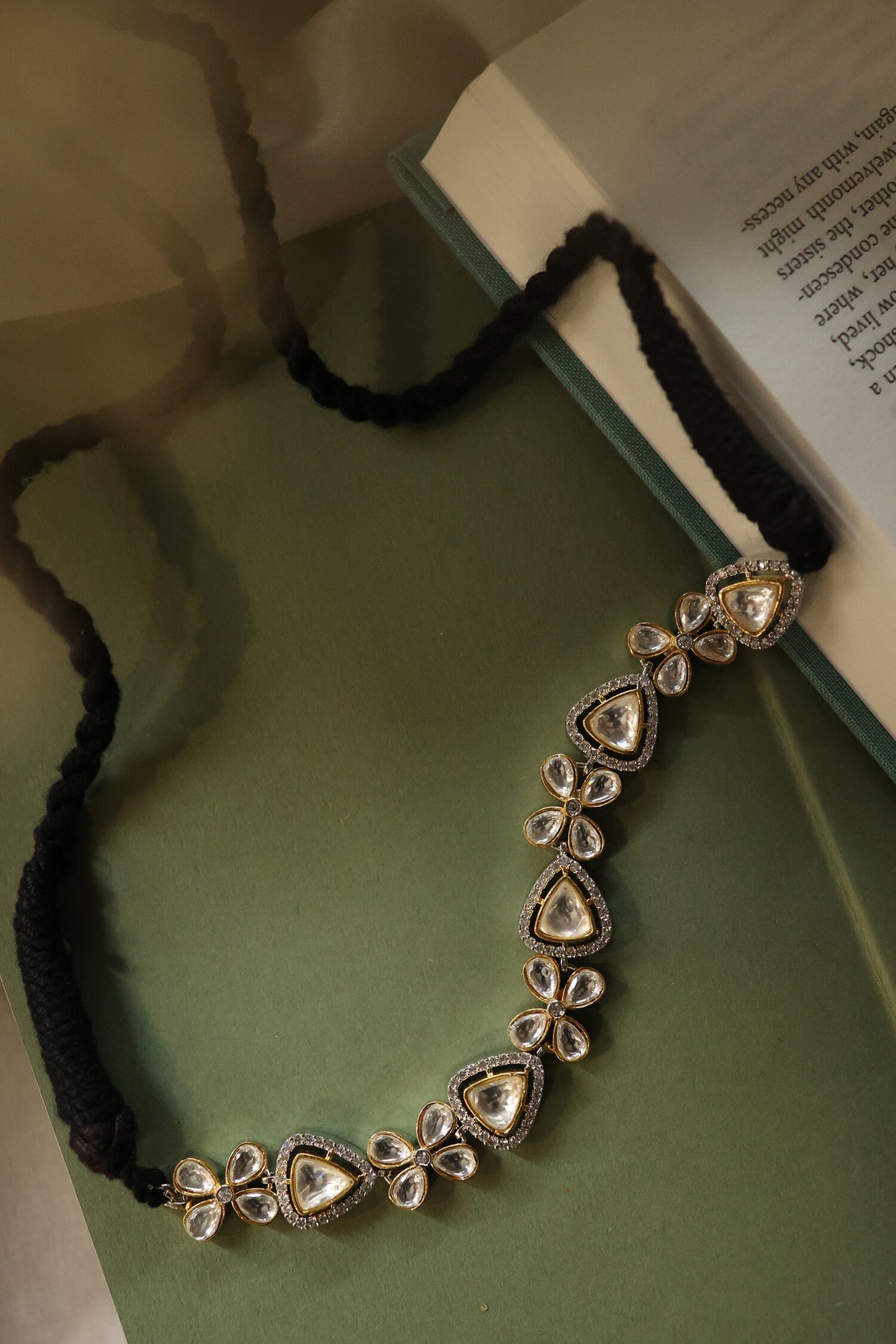 Polki Embellished Choker Necklace 