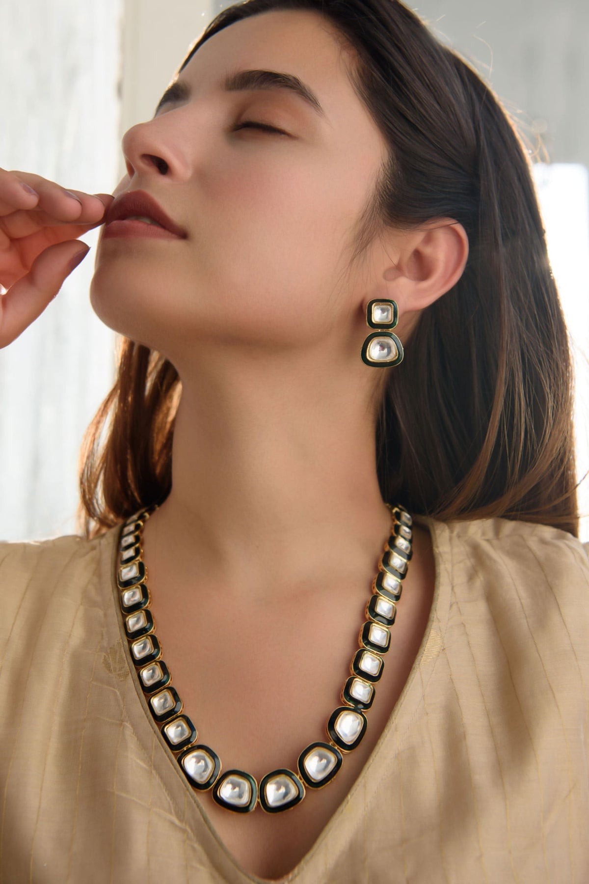 Polki Embellished Necklace & Earring Set 