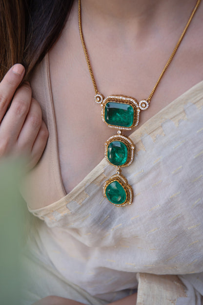 Victorian Swarovski Stone Pendant Necklace 