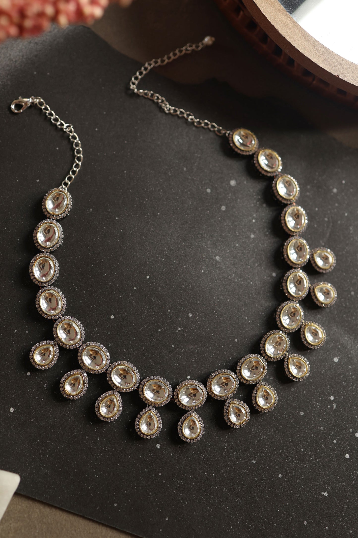Gleaming Polki Embellished Victorian Necklace 