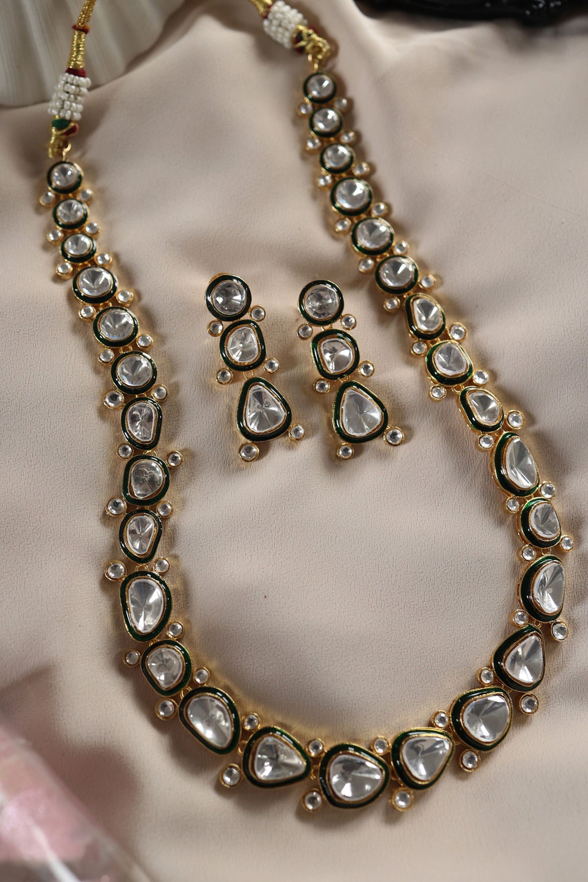 Glimmering Enamelled Polki Necklace Set 