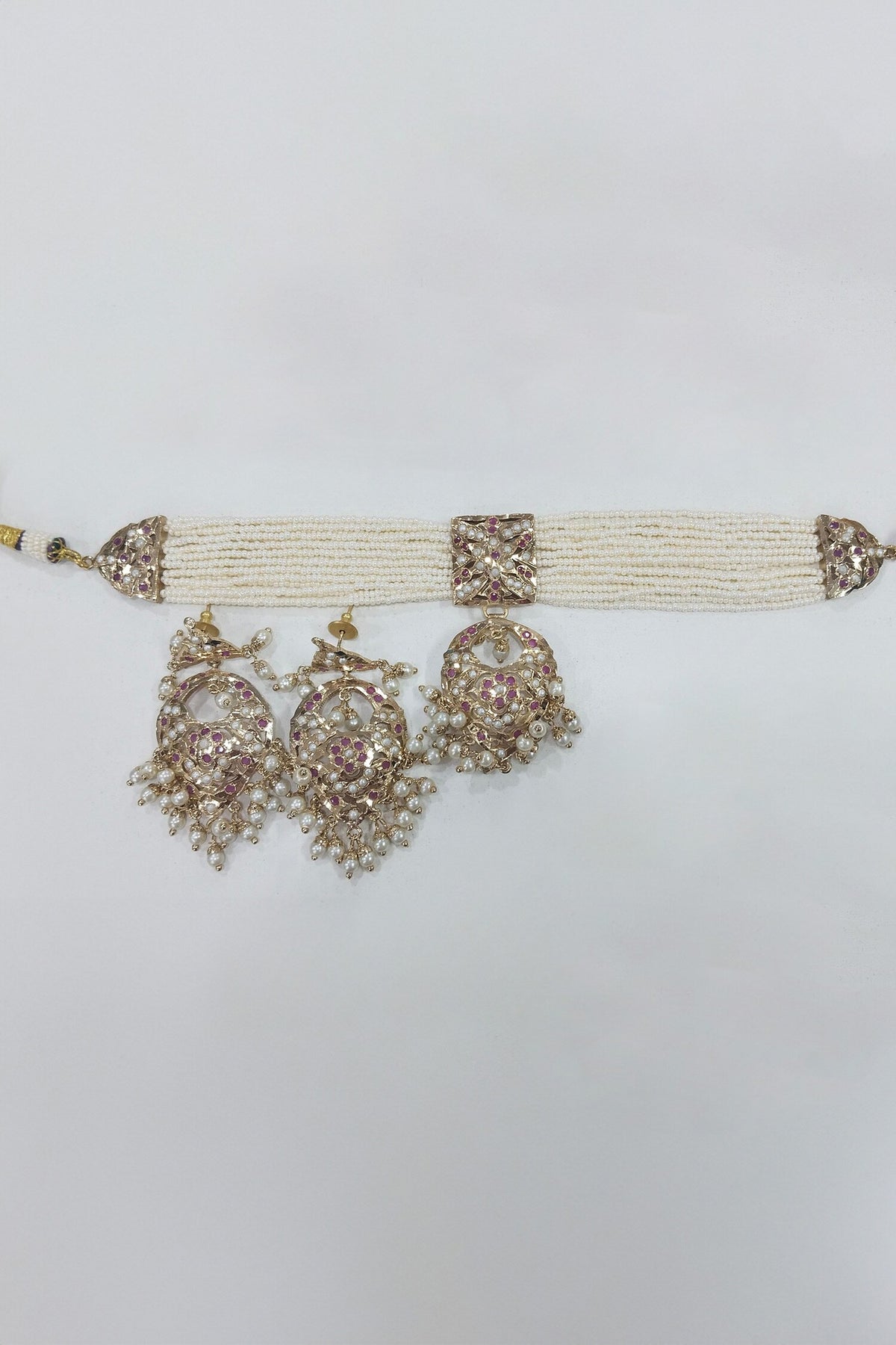 Stone Studded Jadau Choker Necklace Set 