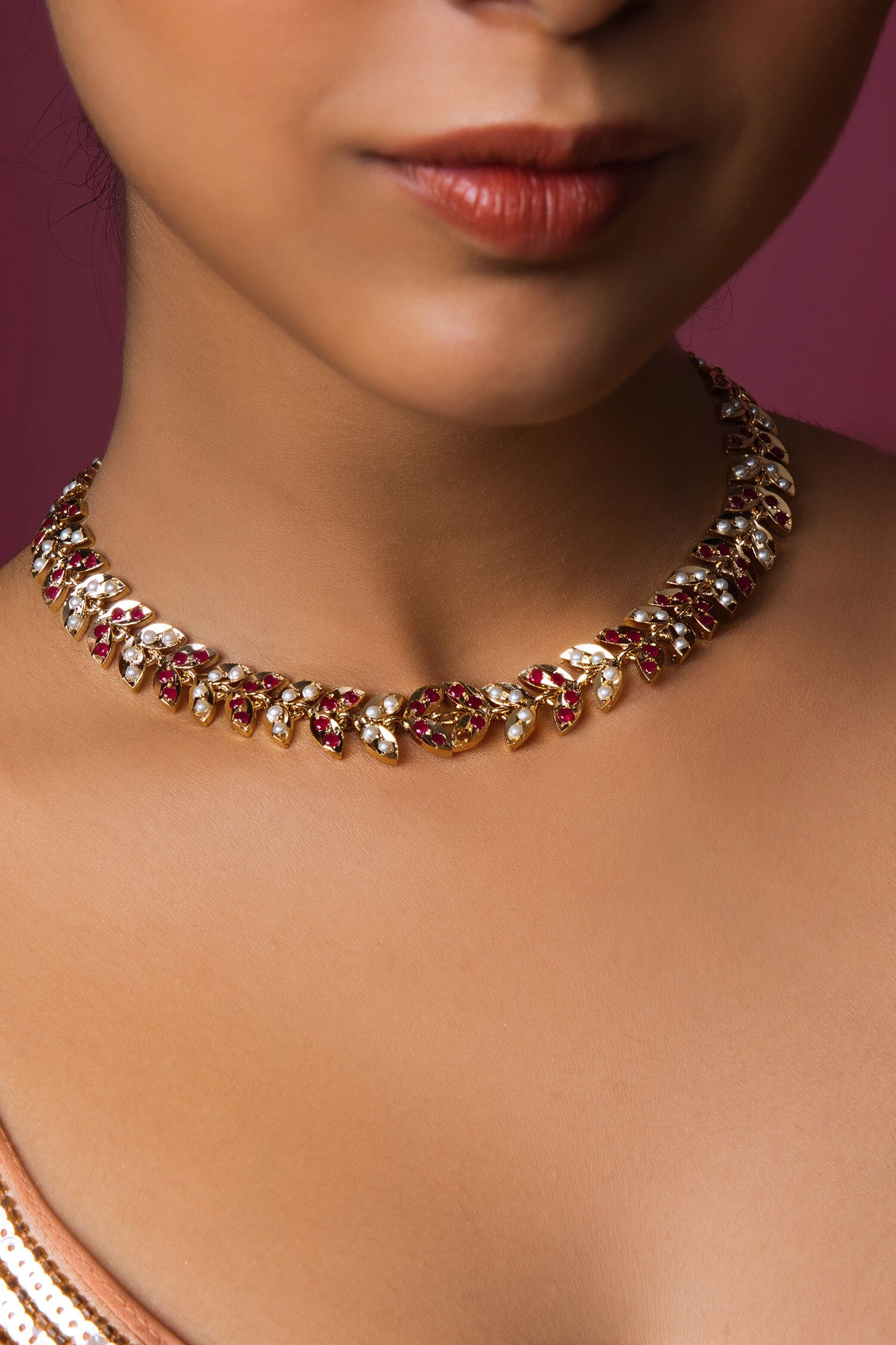 Stone Studded Foliage Necklace Set 
