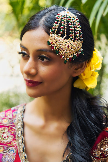 Exquisite Jadau Stone Embellished Passa 
