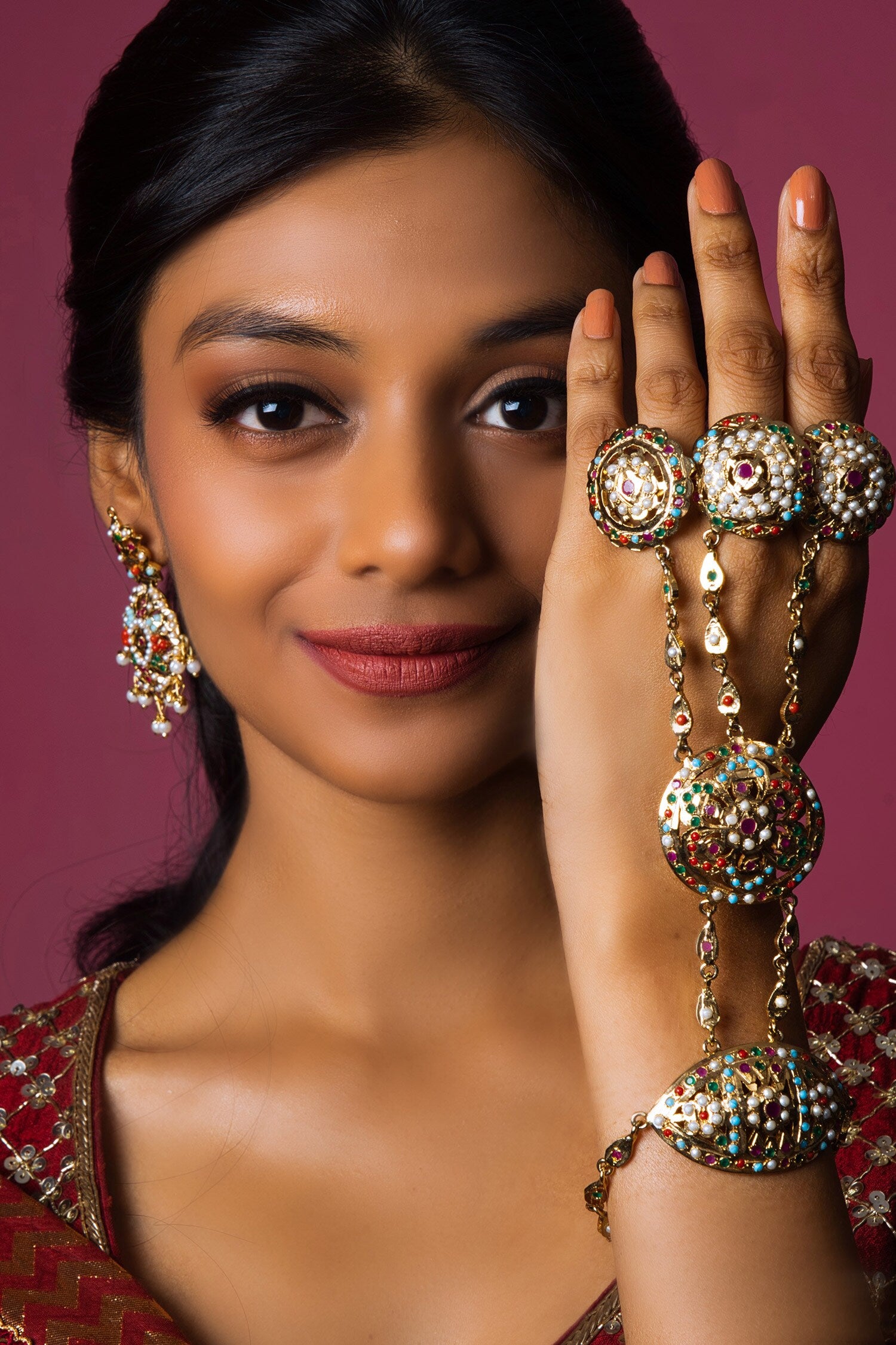 Navratna Embellished Haathphools - Set Of 2 