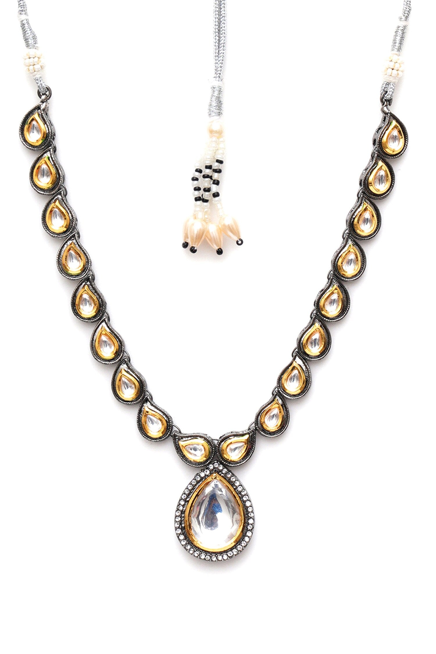 Kundan Embellished Necklace 