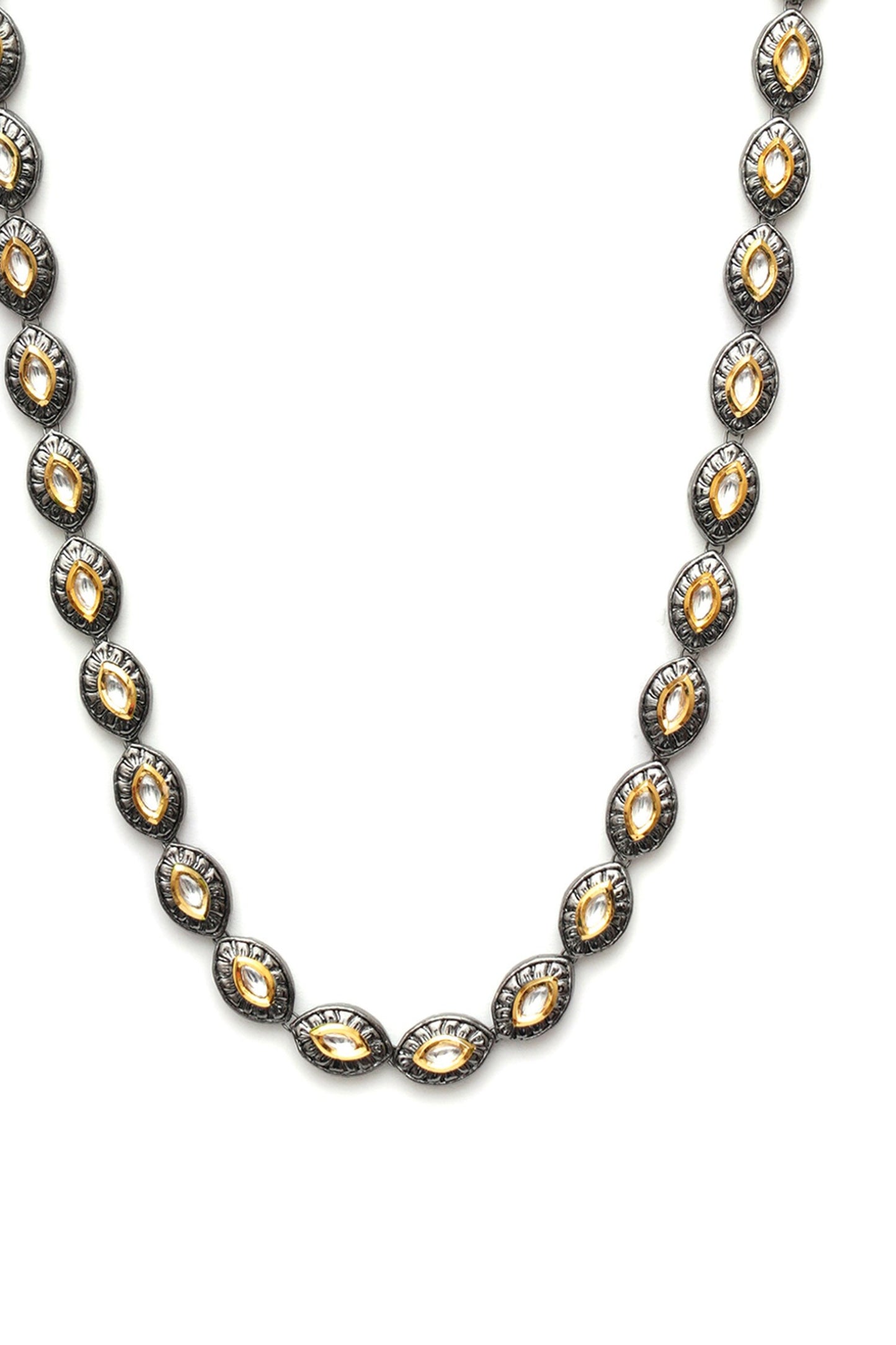 Kundan Embellished Carved Necklace 