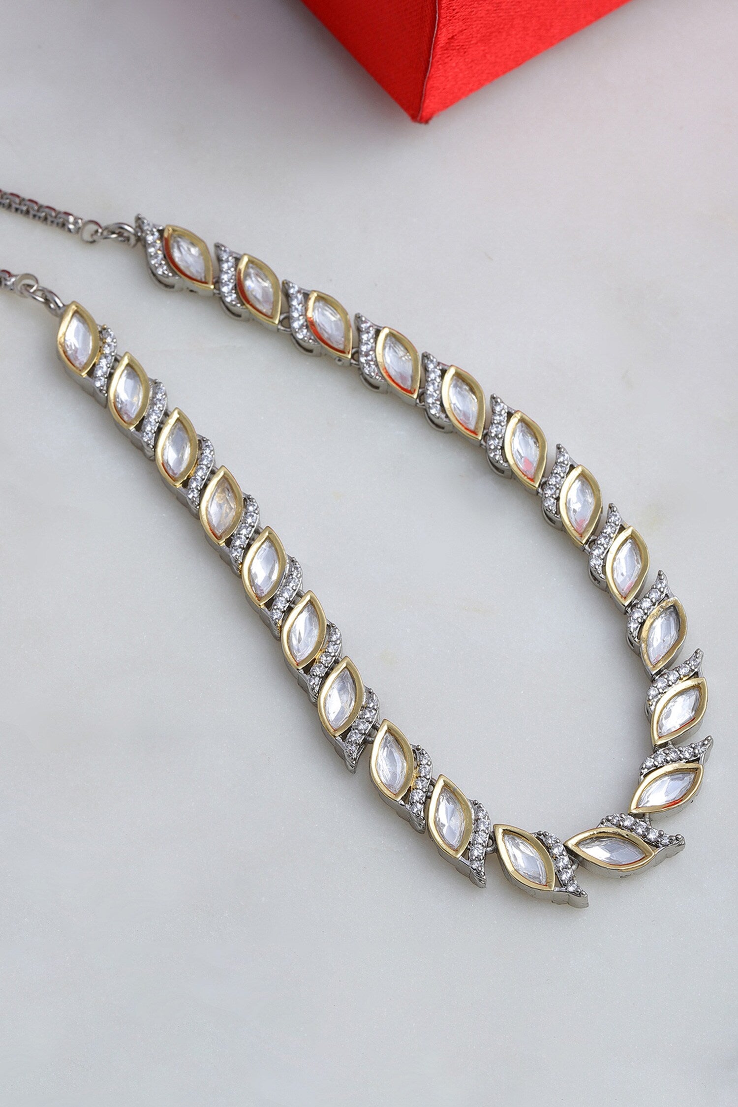 Leaf Cutwork Choker 