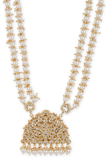 Heritage Carved Pendant Necklace 