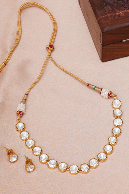 Helix Kundan Choker With Studs 