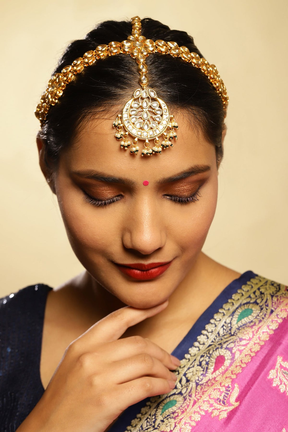 Kundan Embellished Mathapatti 