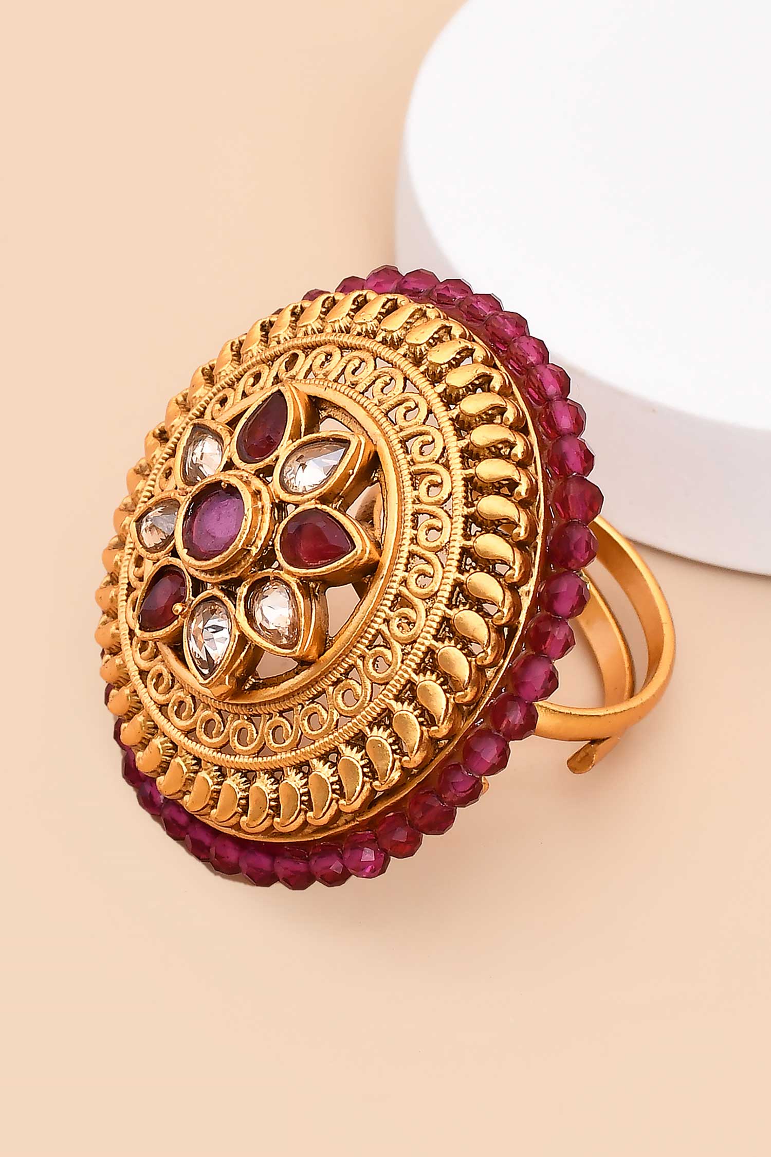 Flora Carved Kundan Ring 