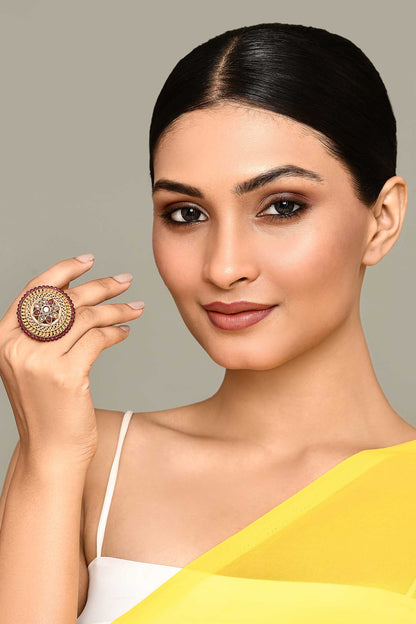 Flora Carved Kundan Ring 