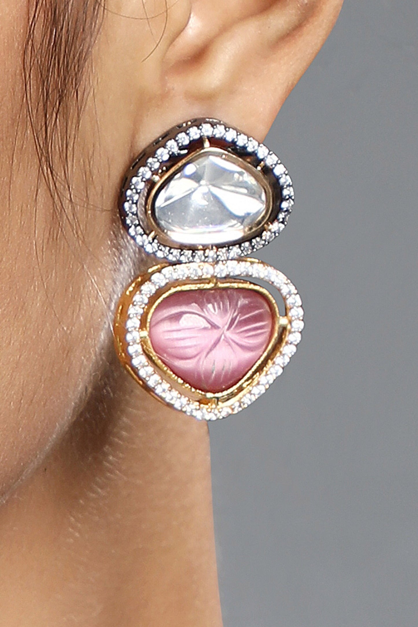 Zirconia Embellished Pendant Necklace Set 